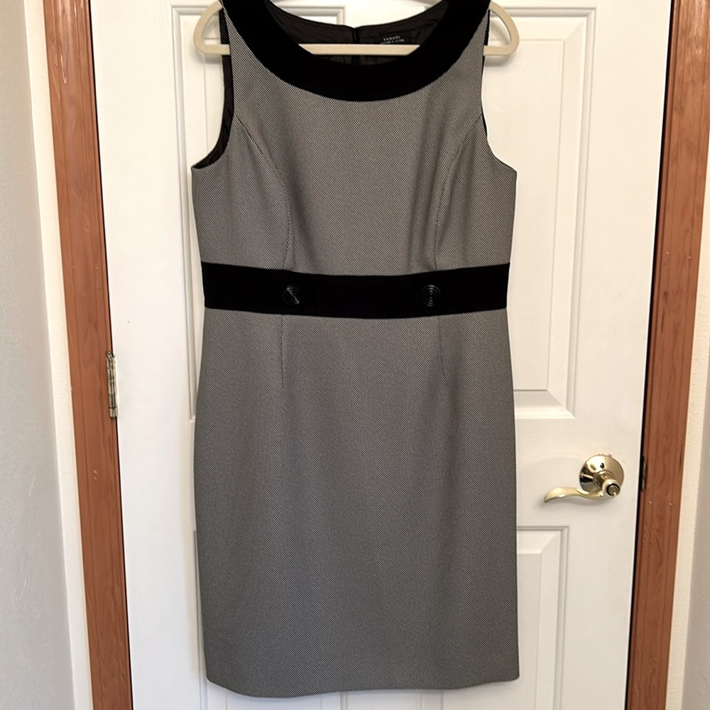 Tahari, black and white cocktail dress, size 14